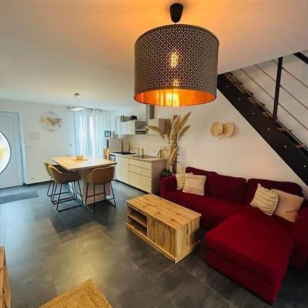 Appartement En Petite Camargue Saint-Laurent-dʼAigouze Exterior foto