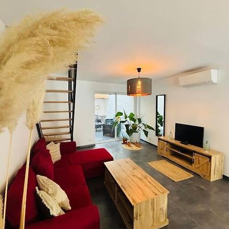 Appartement En Petite Camargue Saint-Laurent-dʼAigouze Exterior foto