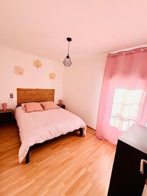Appartement En Petite Camargue Saint-Laurent-dʼAigouze Exterior foto